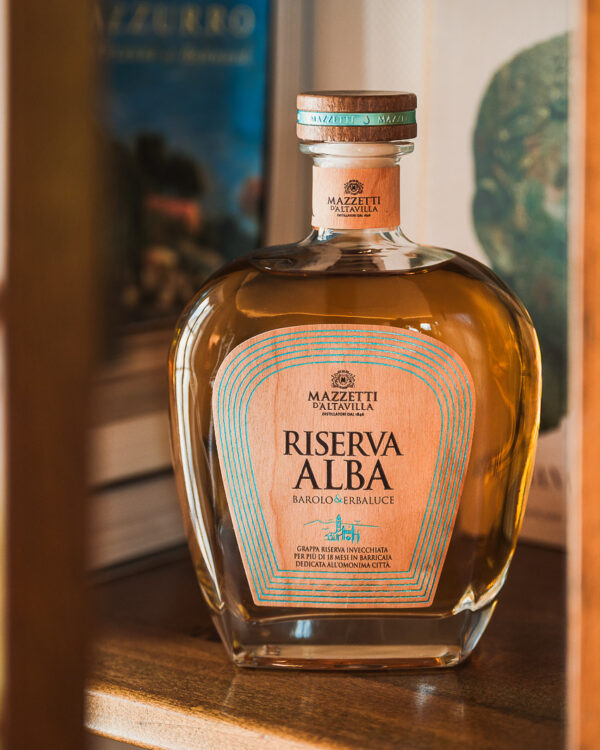 Grappa Di Nebbiolo Riserva Alba Mazzetti D'altavilla - immagine 4