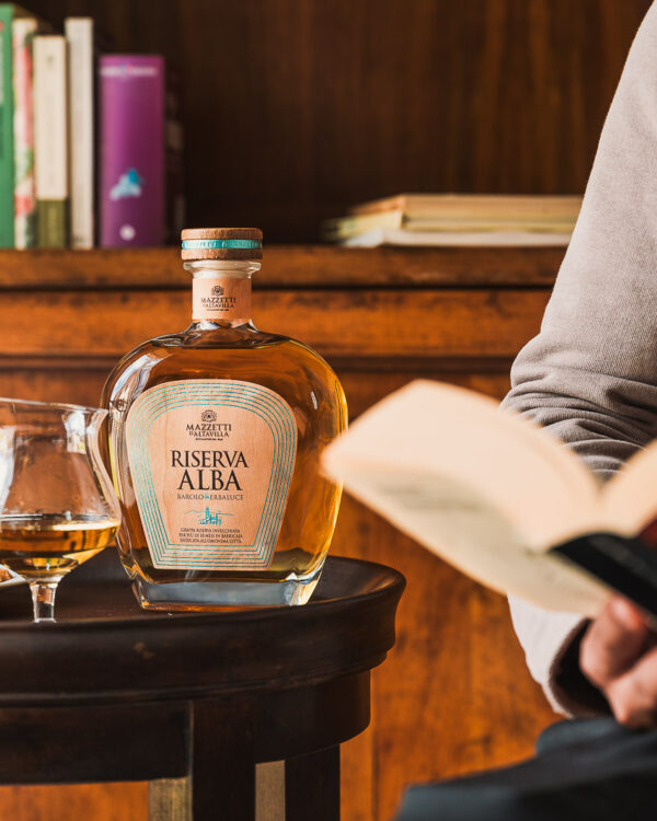 Grappa Di Nebbiolo Riserva Alba Mazzetti D'altavilla - immagine 3