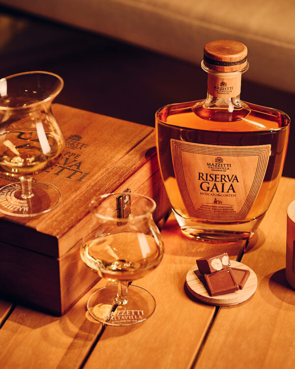 Grappa Riserva Gaia Moscato e Cortese Mazzetti D'altavilla - immagine 3