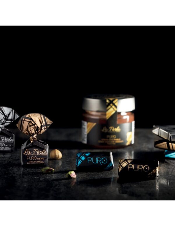 La Perla Tartufo di cioccolato al latte con nocciole Piemonte (30%) senza zuccheri aggiunti con edulcorante. Sacchetto 200g