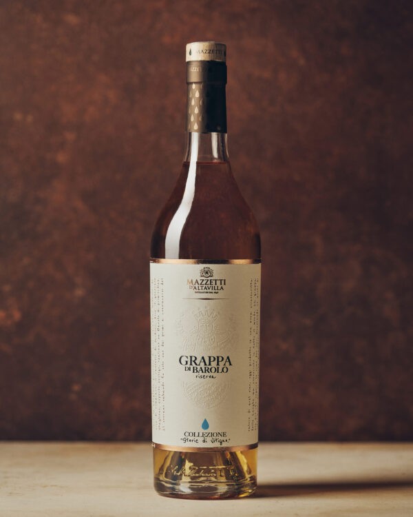 Grappa di Barolo Riserva Mazzetti D'Altavilla - immagine 3